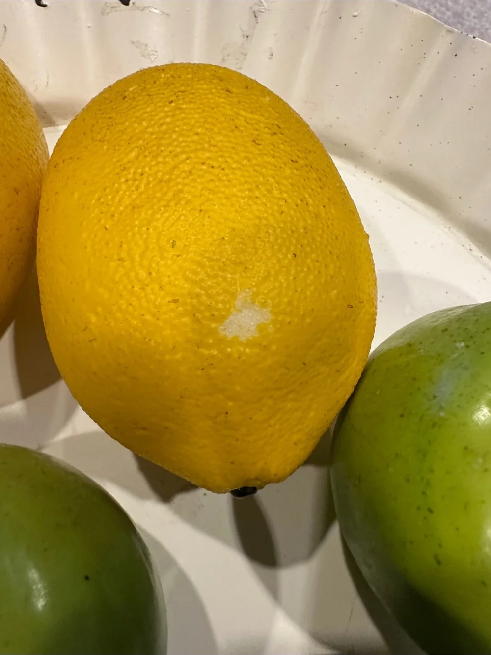 Vintage Faux fruits